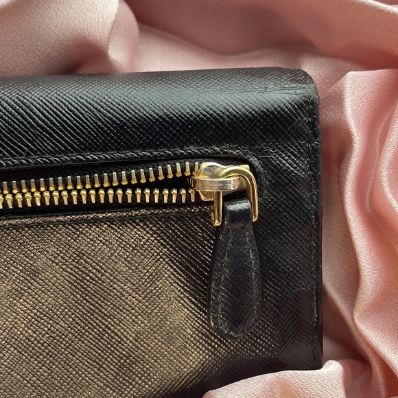 Authentic Prada Saffiano Fiocco Nero wallet in black - Picture 12 of 13